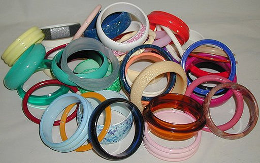 Plastic Bangle Bracelet Assortment  40 bracelets for