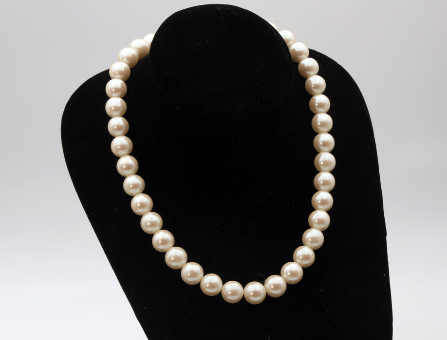 Imitation pearl Necklace 18 inch<br>6 For