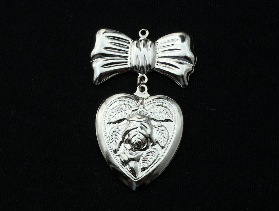 Heart And Bow Pendants<br>24 Pieces For