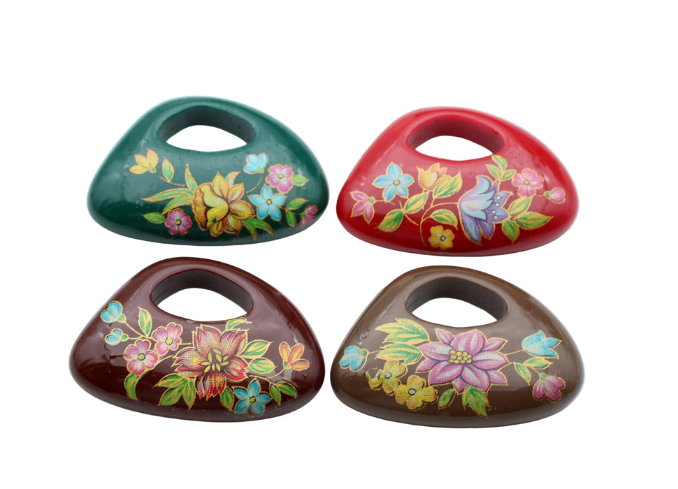 Floral Plastic Pendant <br >12 Pieces For