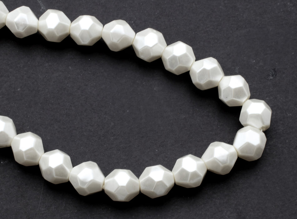 Faceted Pearl Beads <br> 425 Beads For
