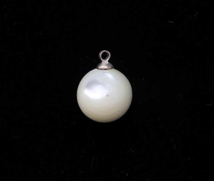 Mother Of Pearl Drop  10mm  24 Pieces For