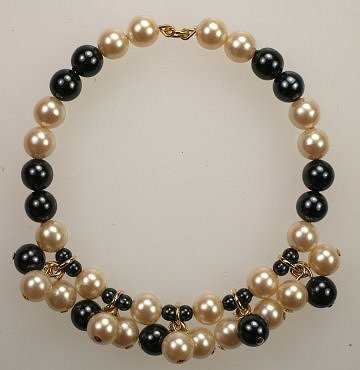 Beadsd Pearl hoop  1 dozen for