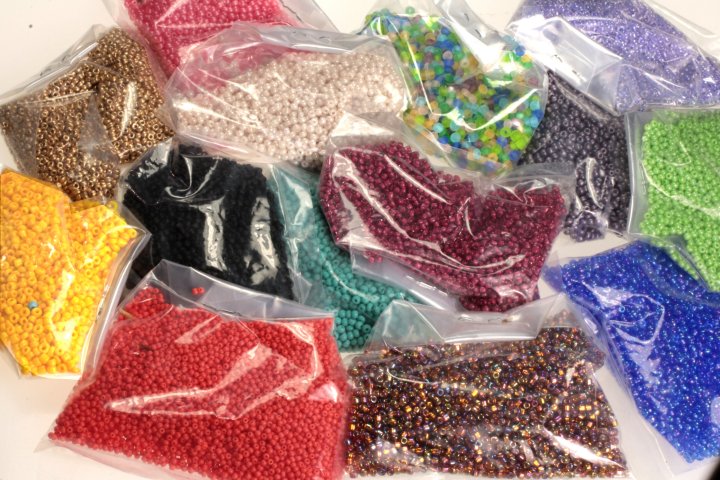 Seed Bead Sample pack Pound For — Wolf Myrow,
