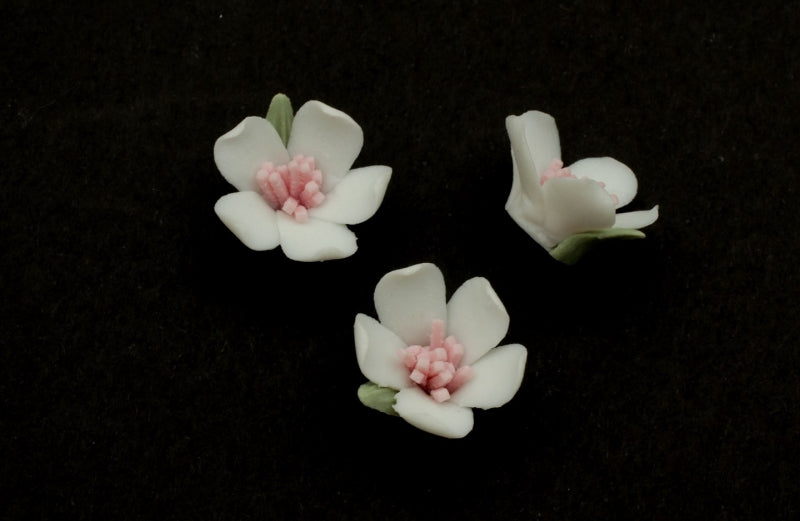 Porcelain Rose Bud   14mm   100 For